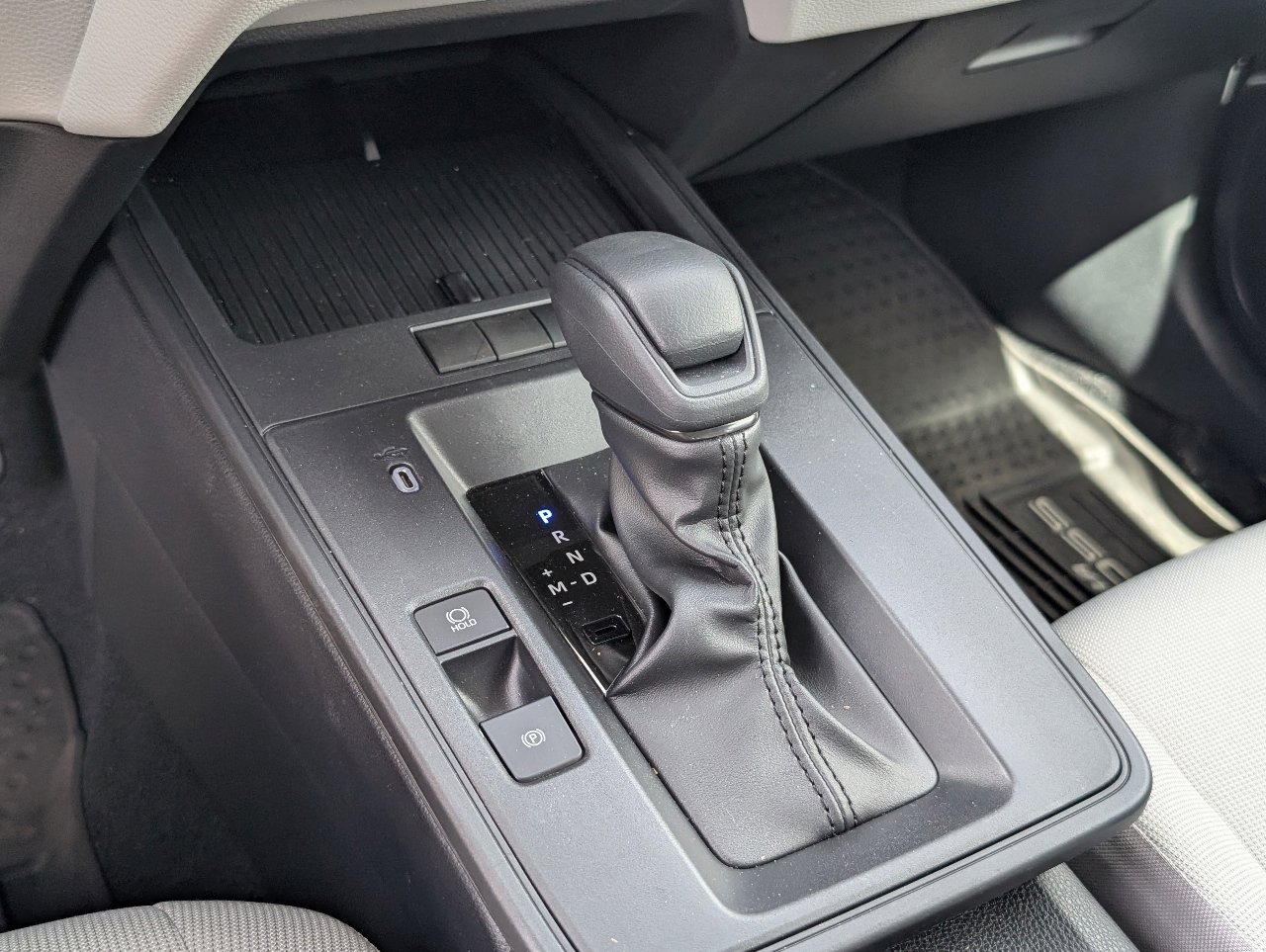 Used 2026 Toyota Corolla Cross L image 16