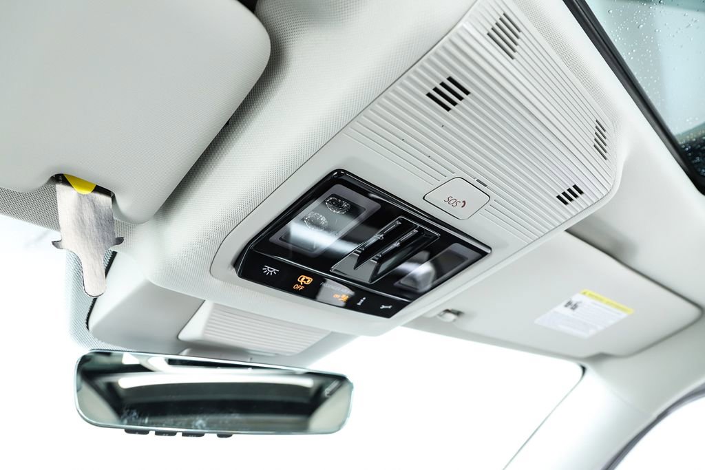 New 2026 Volkswagen Tiguan SE image 65