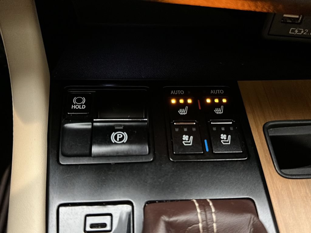 Used 2020 Lexus RX 350 AWD w/ Premium Package image 31
