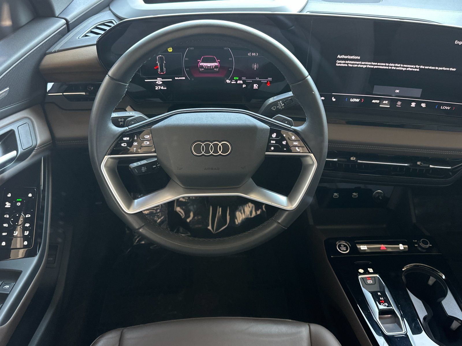 Used 2025 Audi Q6 e-tron Premium Plus w/ Premium Plus AWD/4WD image 13