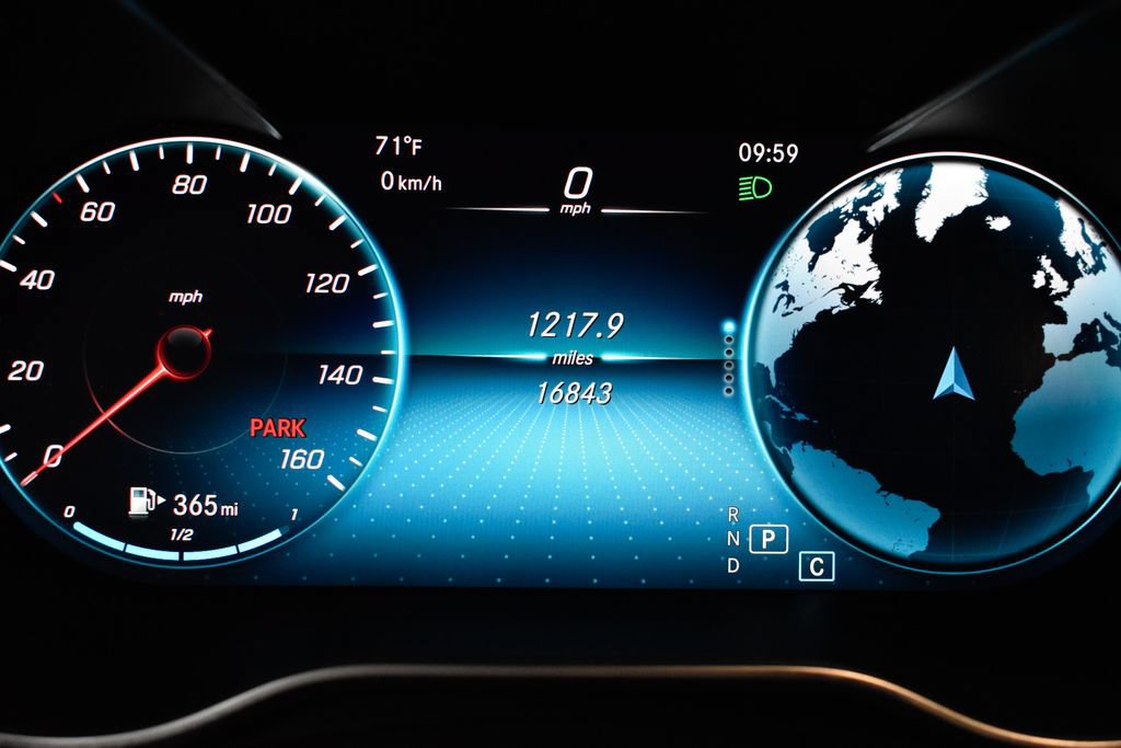 Certified 2022 Mercedes-Benz GLC 300 4MATIC image 32