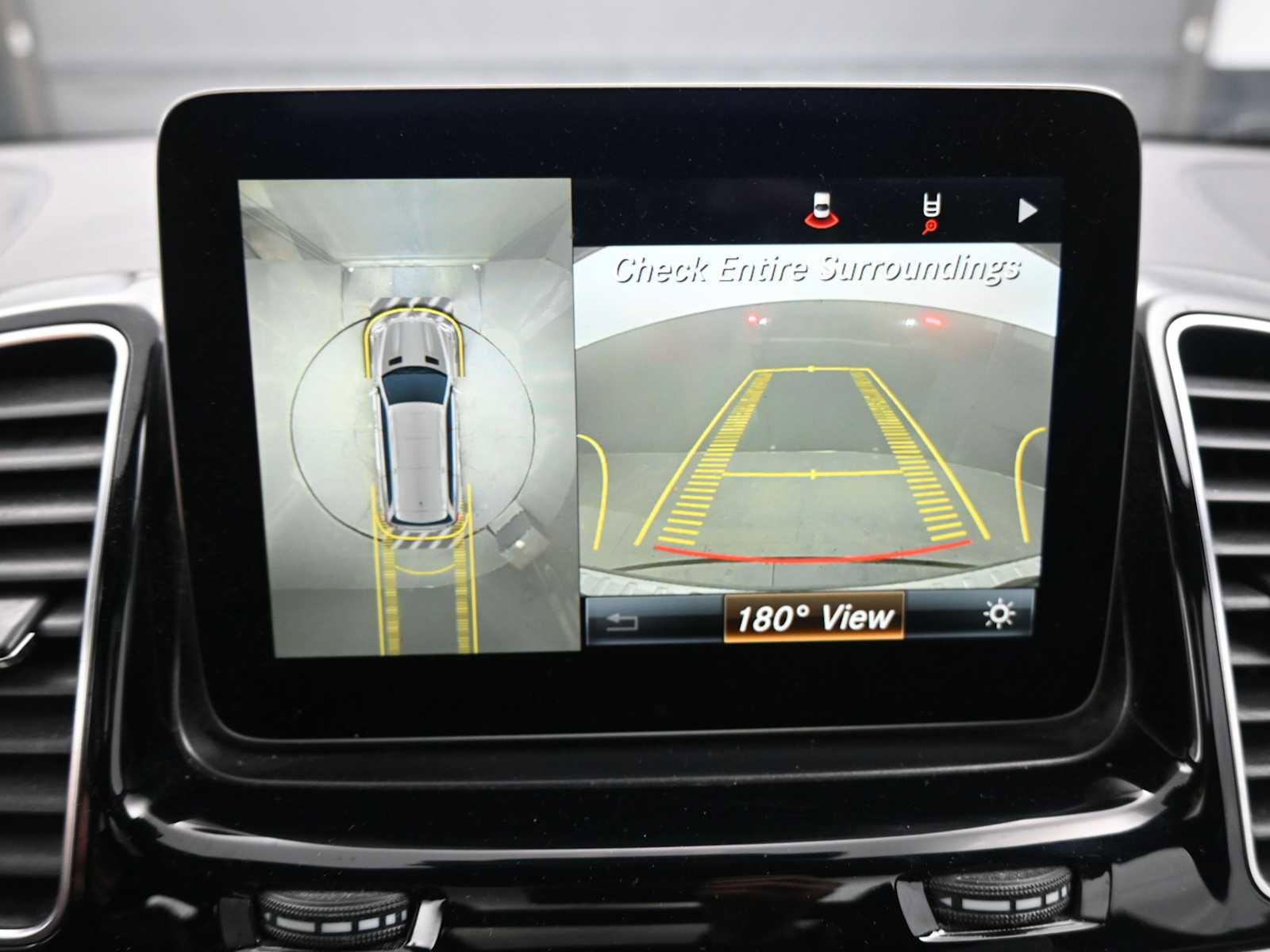 Used 2017 Mercedes-Benz GLS 450 4MATIC image 21