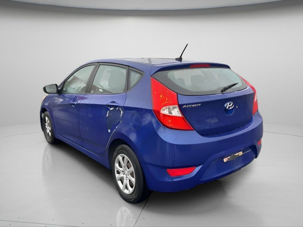 Used 2012 Hyundai Accent GS image 6