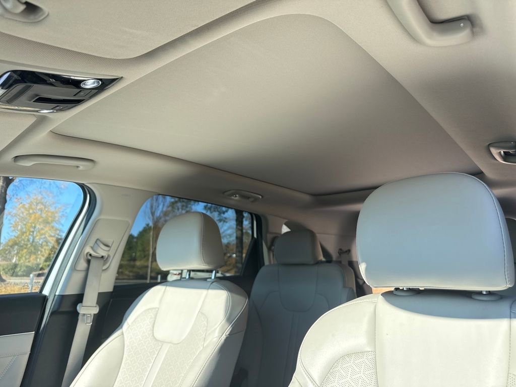 Used 2022 Kia Sorento SX image 25