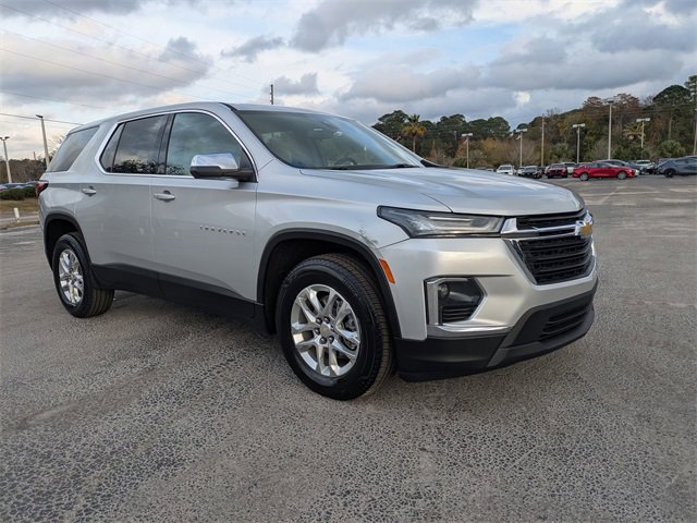 Used 2022 Chevrolet Traverse LS
