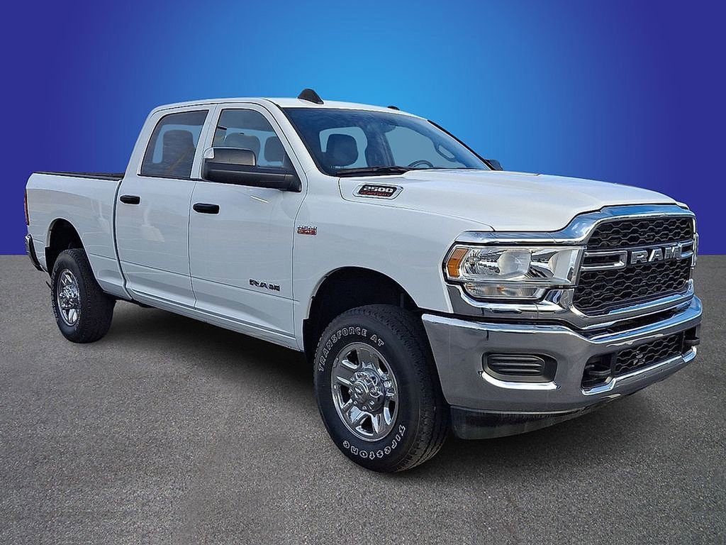 Used 2022 RAM 2500 Tradesman w/ Chrome Appearance Group AWD/4WD image 3