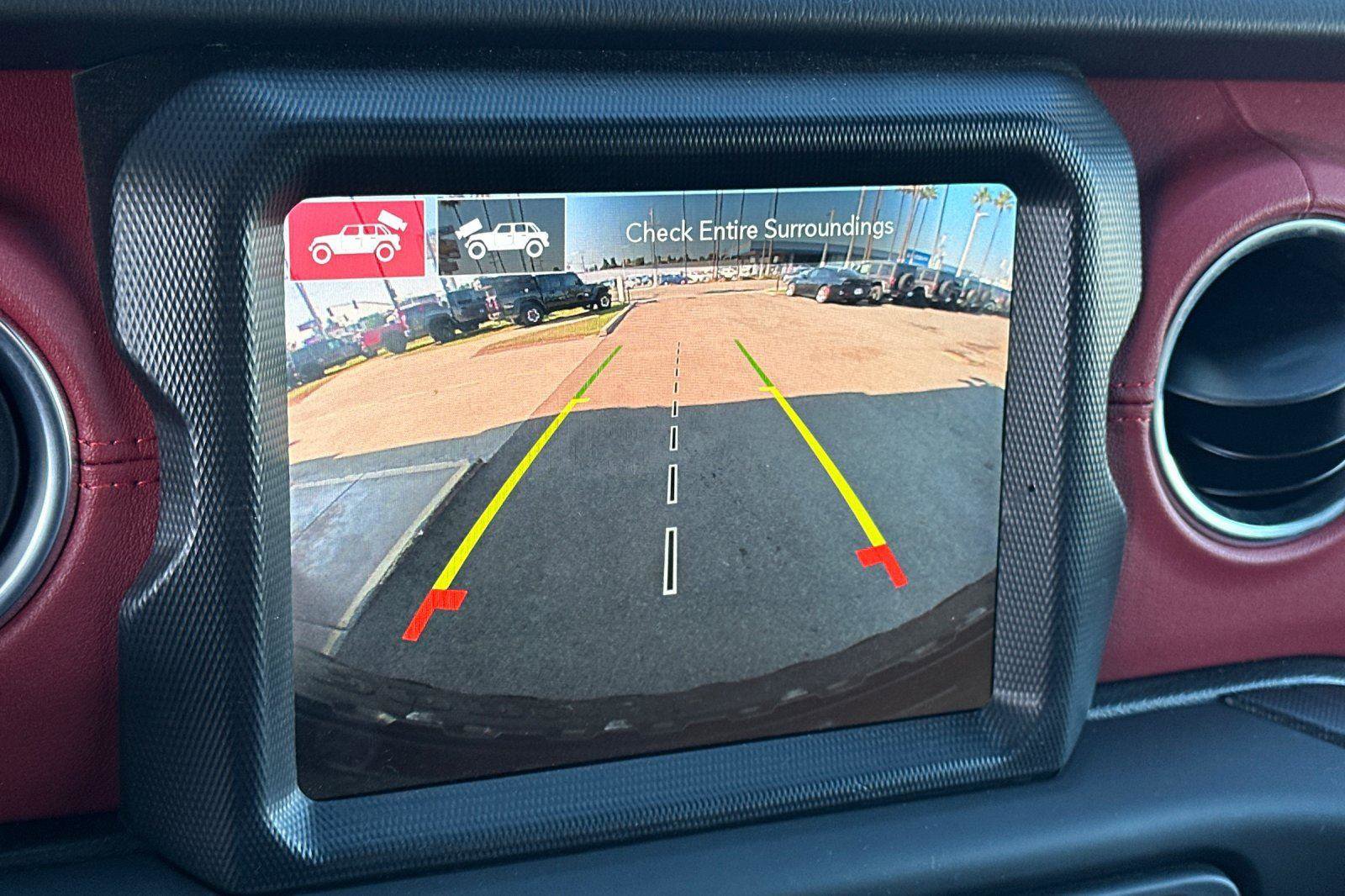 Used 2023 Jeep Wrangler Unlimited Rubicon 4xe image 22