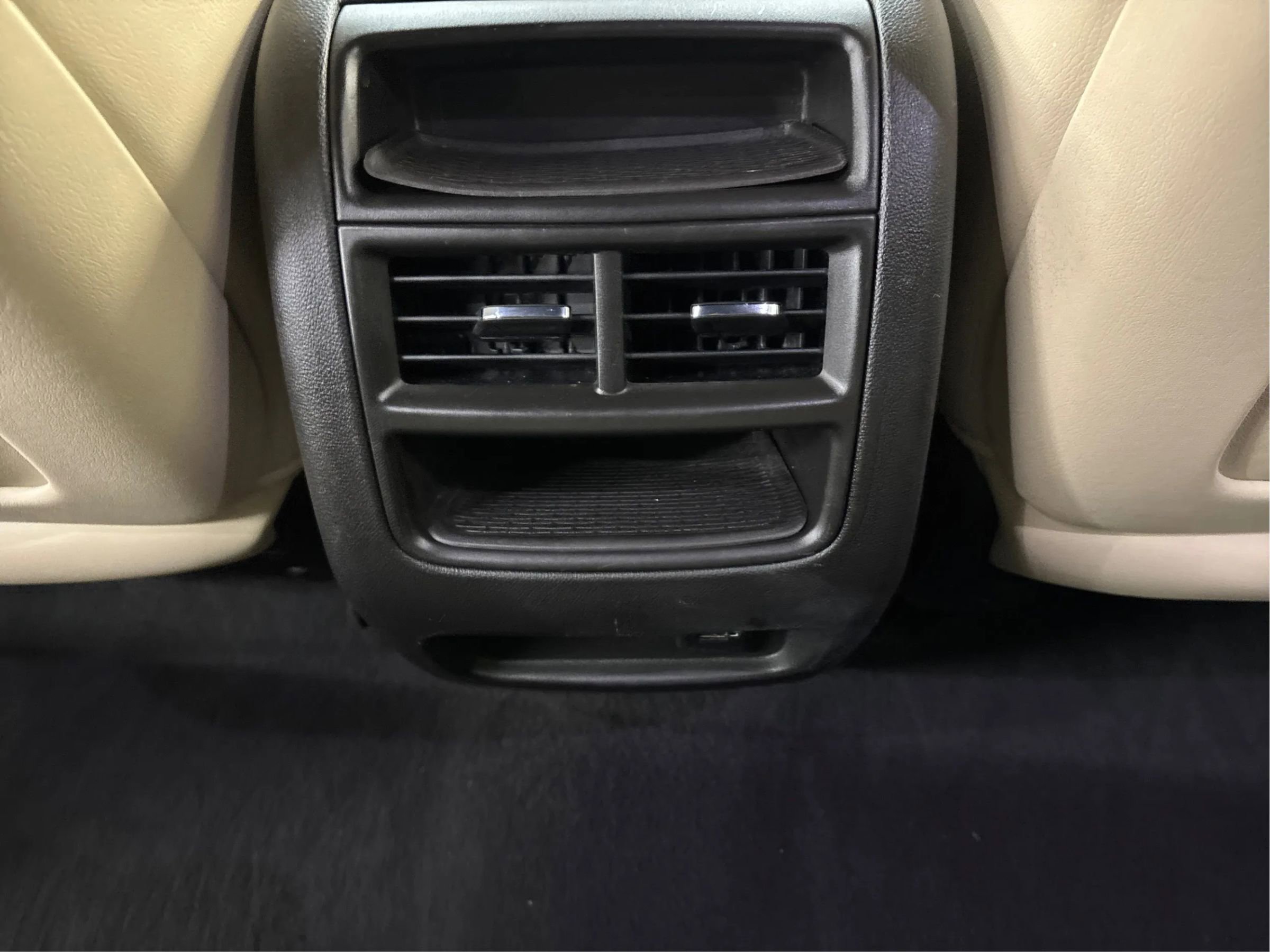 Used 2017 Cadillac XT5 Luxury FWD image 29