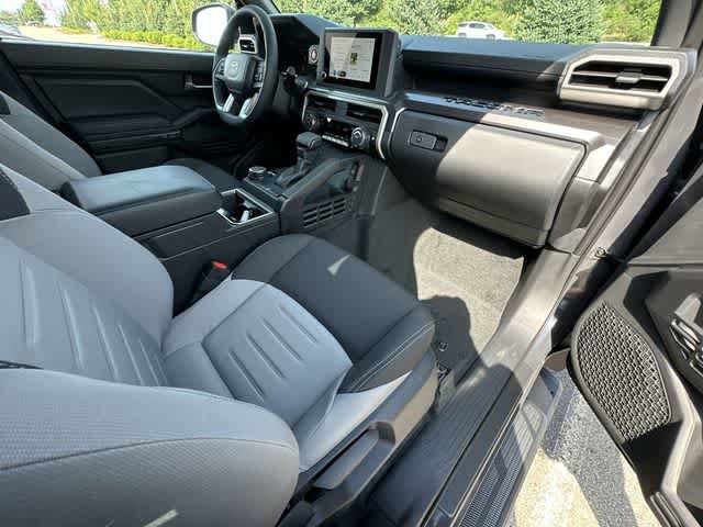 New 2026 Toyota Tacoma TRD Off-Road AWD/4WD image 18