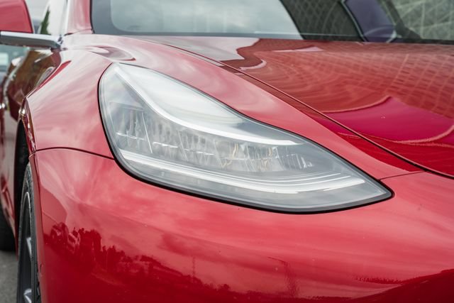 Used 2018 Tesla Model 3 Long Range AWD/4WD image 15