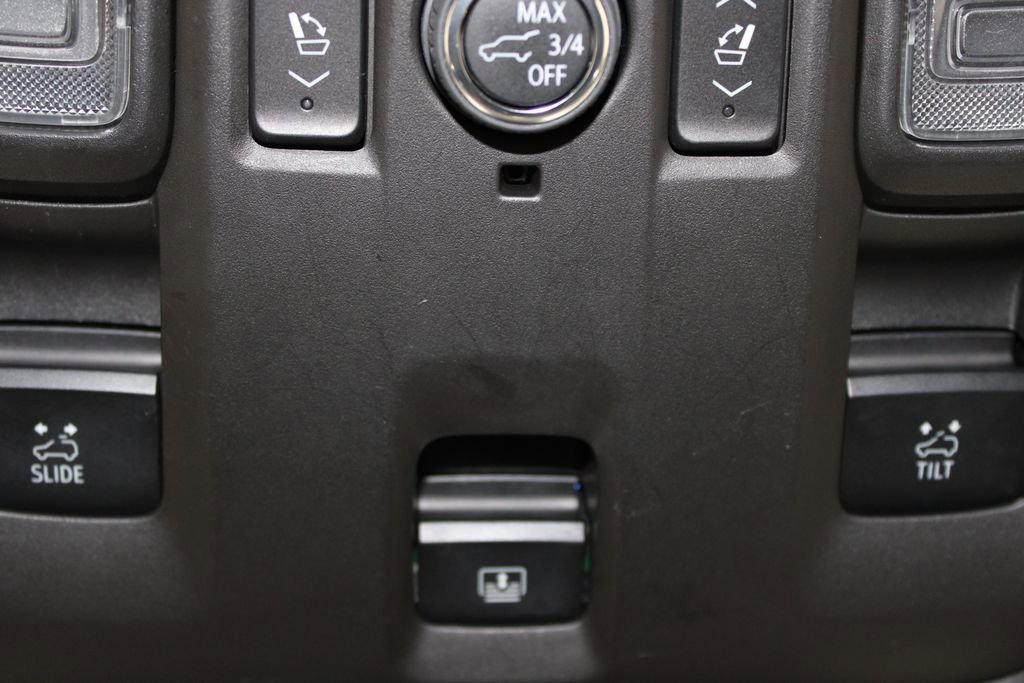 Used 2023 Chevrolet Tahoe RST w/ Luxury Package image 36