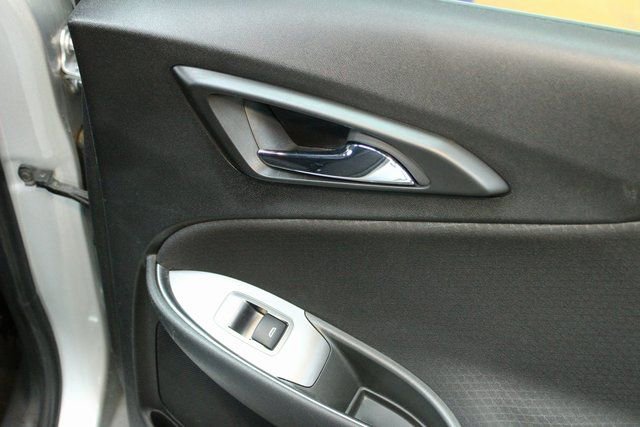 Used 2021 Chevrolet Malibu LT FWD image 13