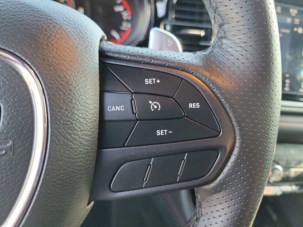 Used 2025 Dodge Durango R/T w/ Blacktop Package image 6