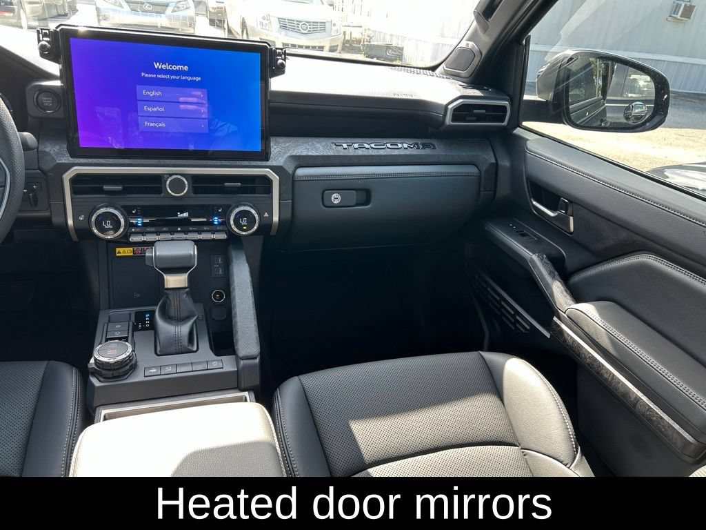 Used 2025 Toyota Tacoma Limited AWD/4WD image 11