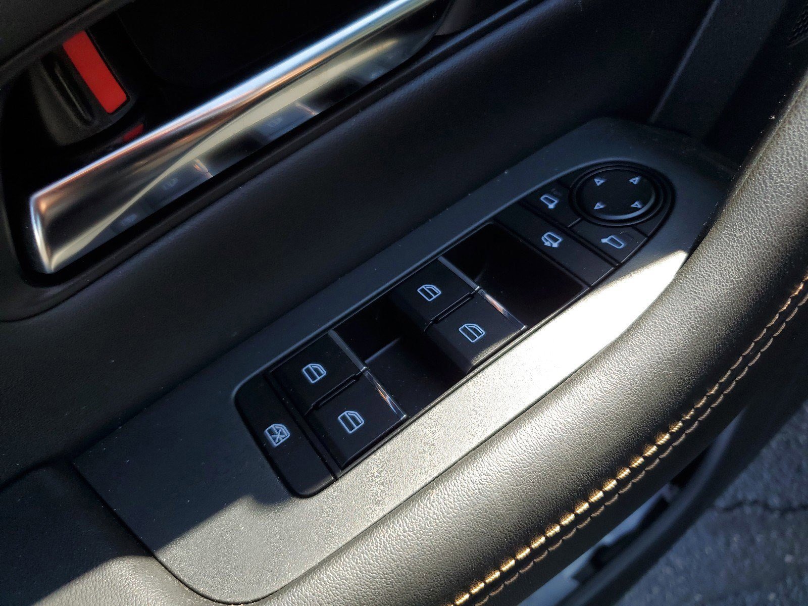 Used 2025 MAZDA CX-70 Plug-In Hybrid w/ Premium Plus image 21