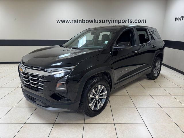 Used 2025 Chevrolet Equinox LT FWD image 3