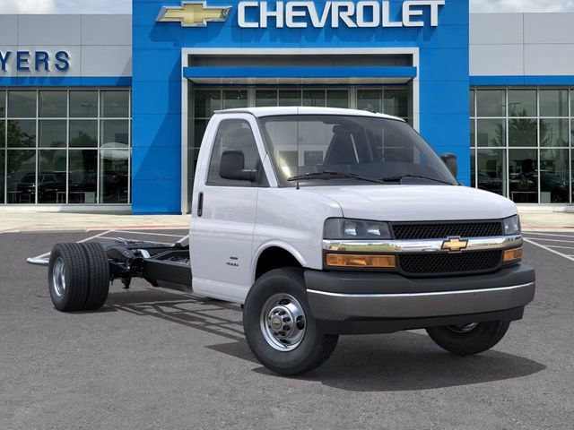 New 2025 Chevrolet Express 3500 w/ Power Convenience Package image 8