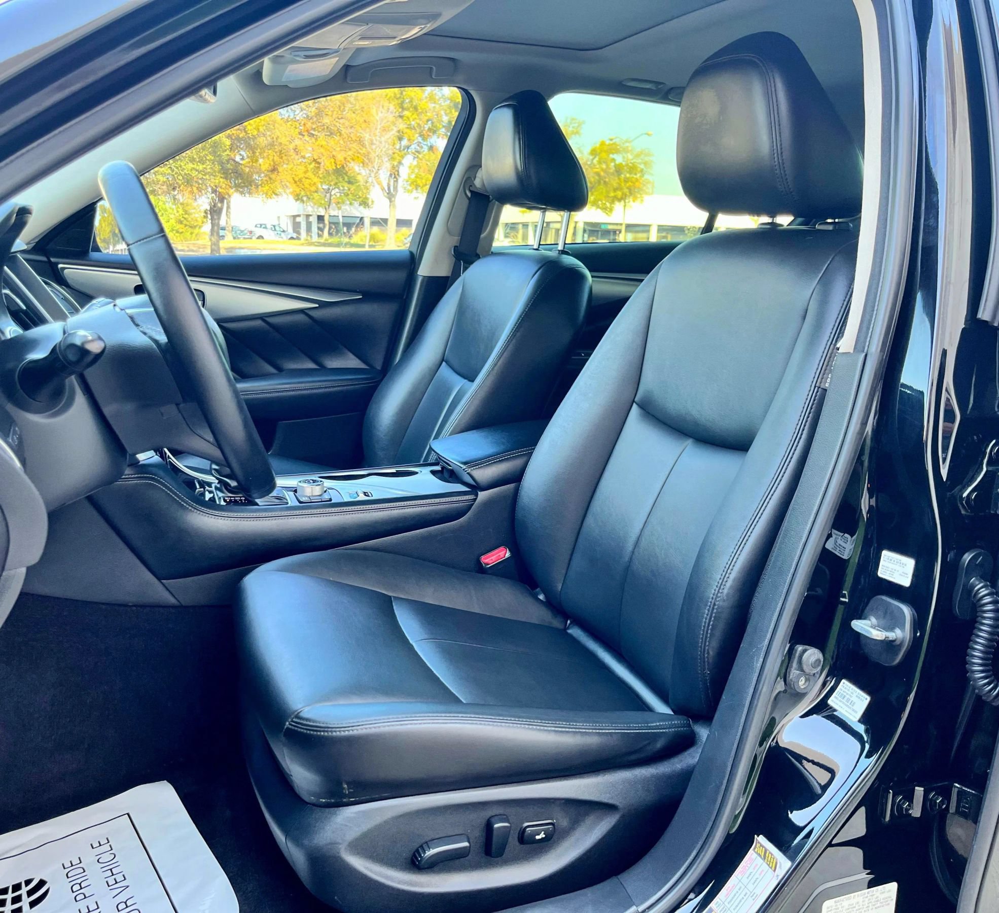 Used 2019 INFINITI Q50 Luxe w/ Essential Package (3.0T Luxe) RWD image 20