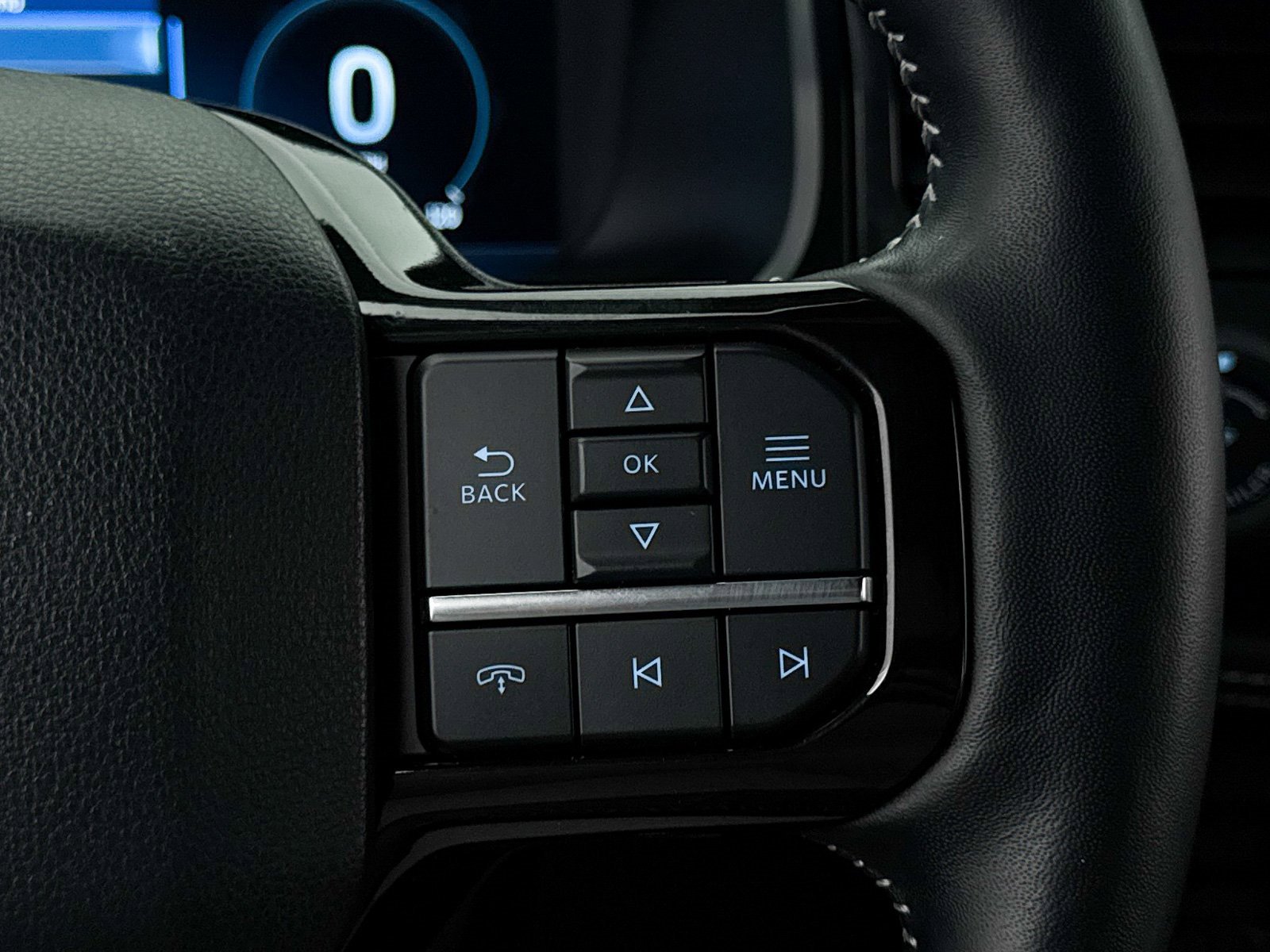 Used 2023 Ford F150 Lightning Platinum image 24