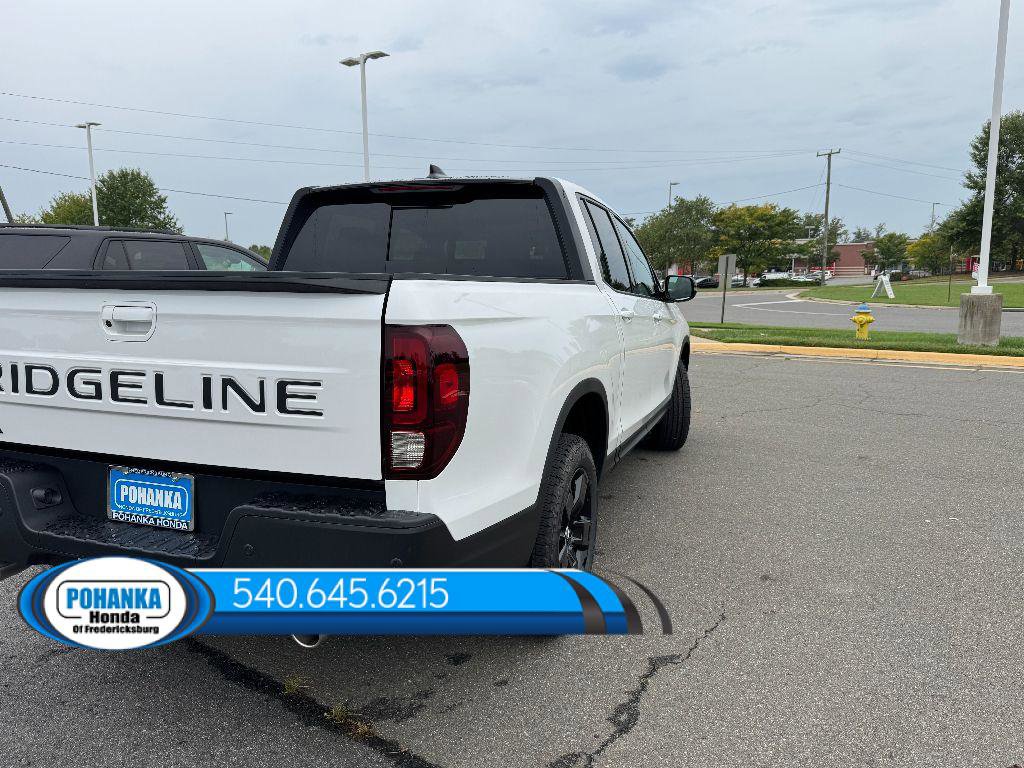 New 2026 Honda Ridgeline Black Edition image 7