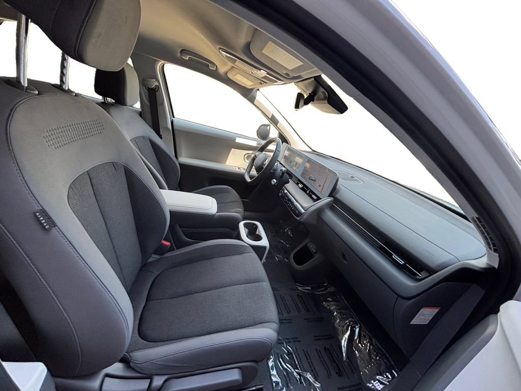 Used 2024 Hyundai Ioniq 5 SEL RWD image 16