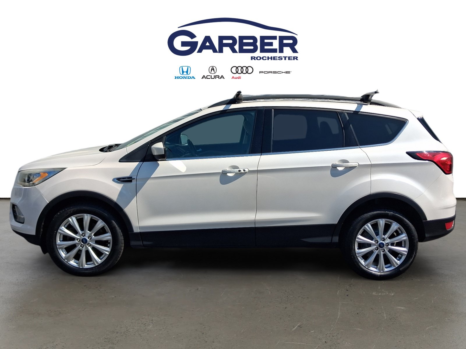 Used 2019 Ford Escape SEL AWD/4WD image 2