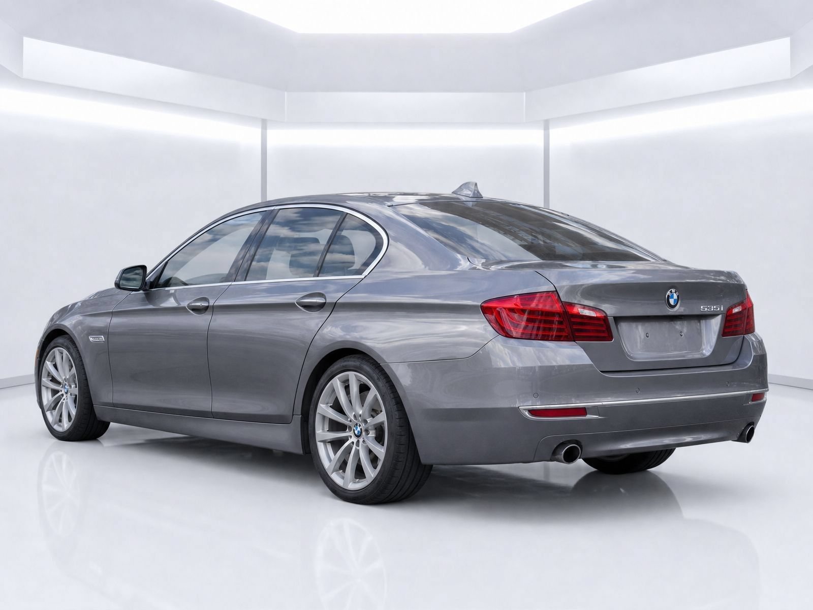 Used 2016 BMW 535i Sedan RWD image 7