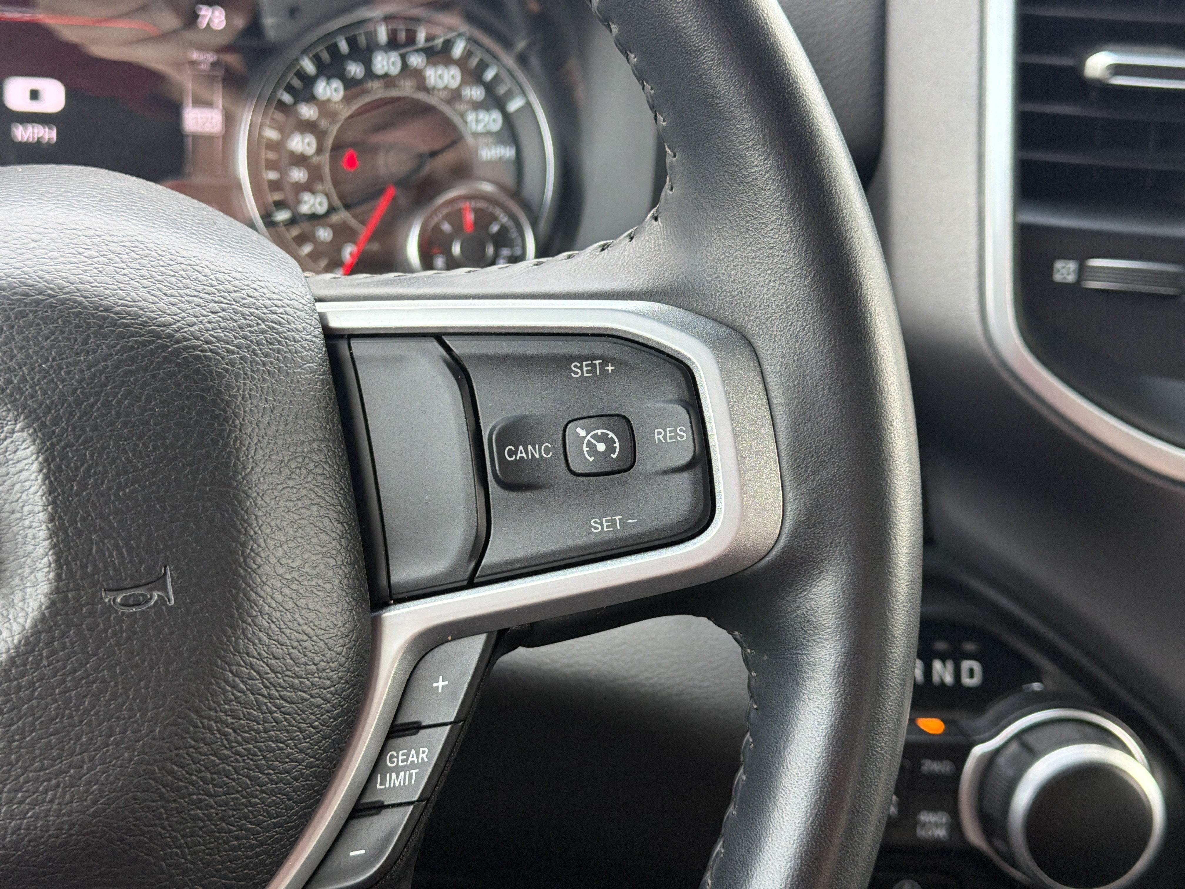 Used 2023 RAM 1500 Big Horn AWD/4WD image 22