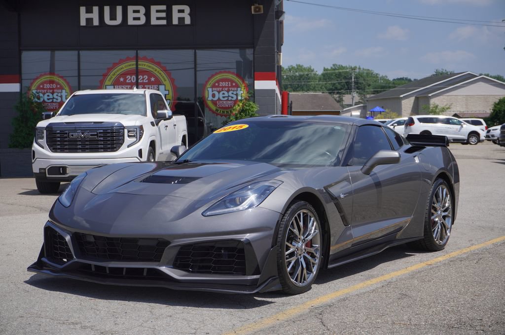 Used 2015 Chevrolet Corvette Stingray Coupe w/ 2LT Preferred Equipment Group RWD image 3