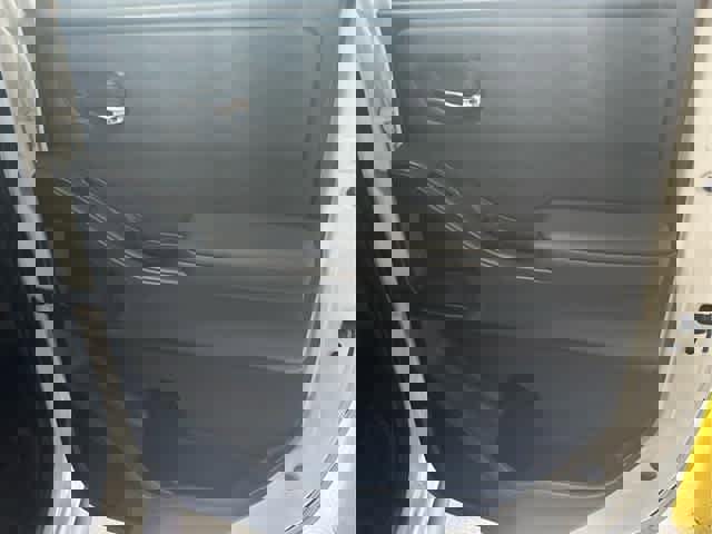 Used 2022 Nissan Frontier SV image 31