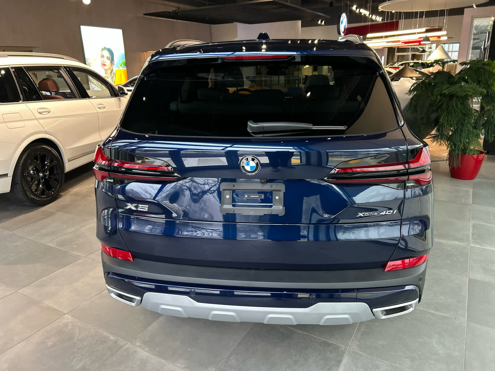 New 2026 BMW X5 xDrive40i w/ Premium Package AWD/4WD image 5