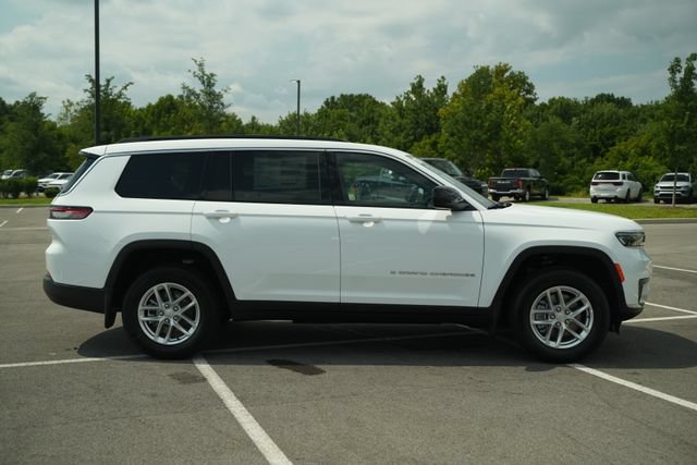 New 2026 Jeep Grand Cherokee L Laredo w/ MOPAR Finishing Package AWD/4WD image 8