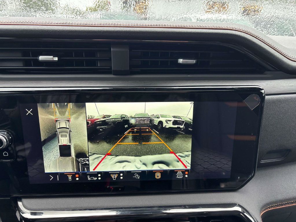 New 2026 GMC Sierra 1500 AT4 w/ Technology Package AWD/4WD image 14