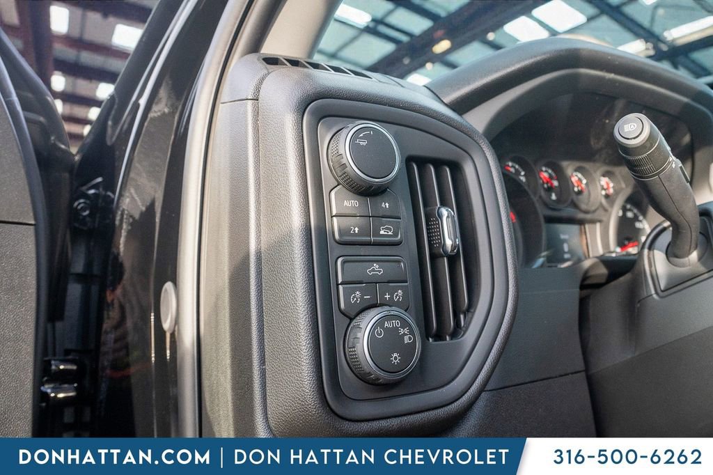 New 2026 Chevrolet Silverado 1500 Custom w/ LPO, Dark Essentials Package image 15
