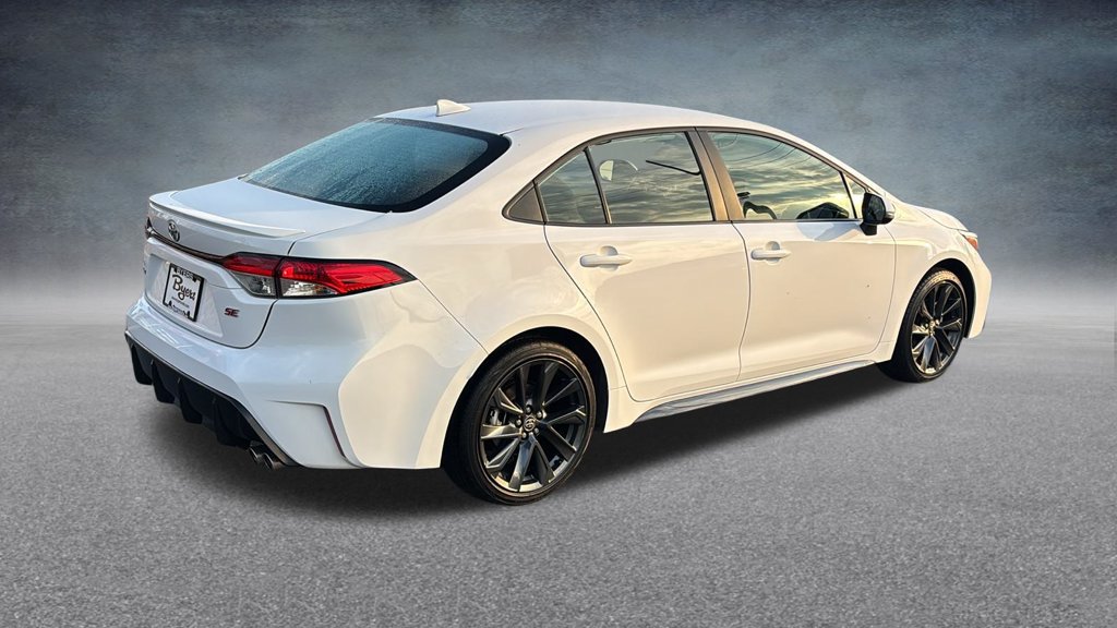 Used 2025 Toyota Corolla SE FWD image 28