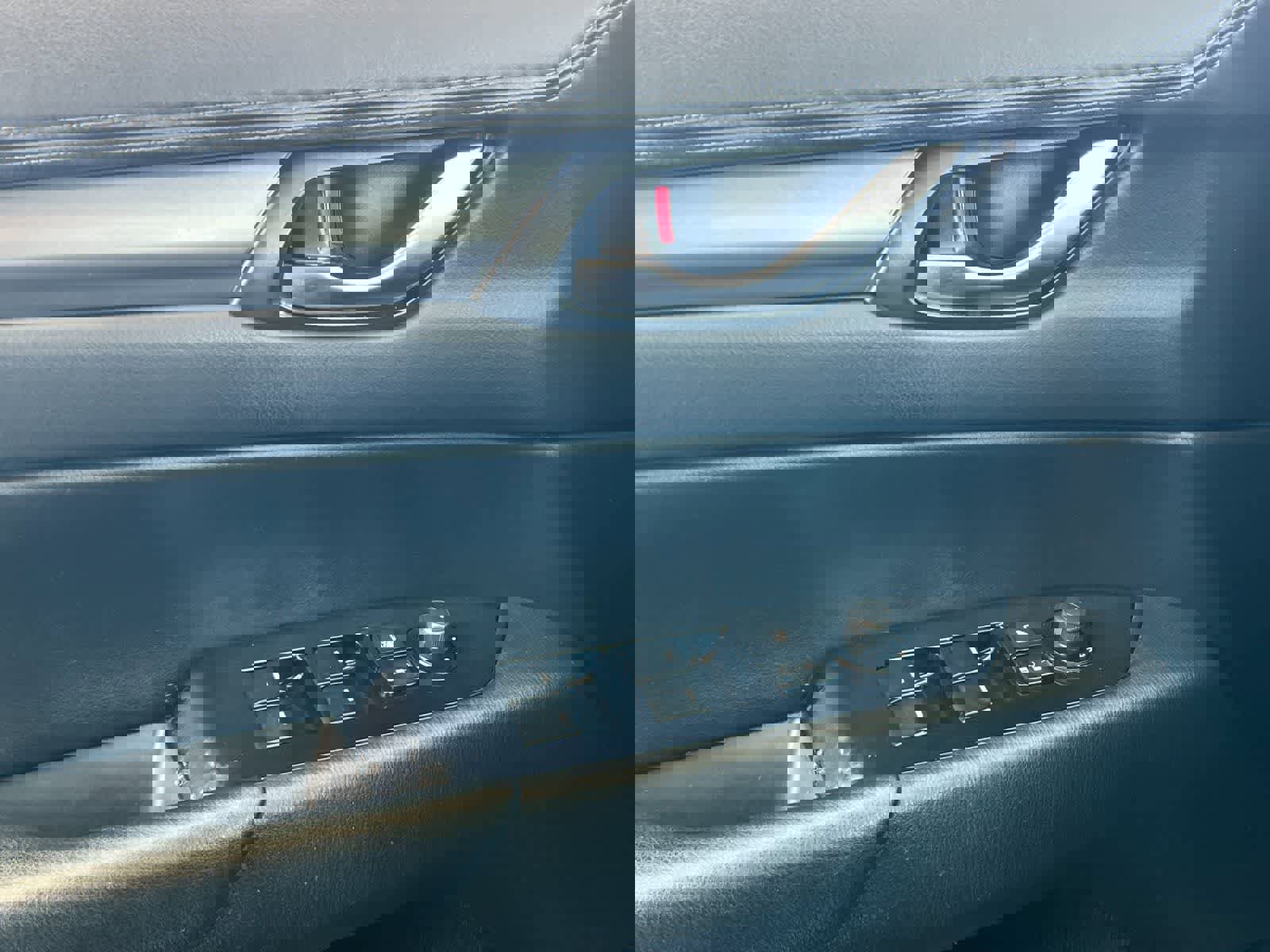 Used 2020 MAZDA CX-5 Touring image 13