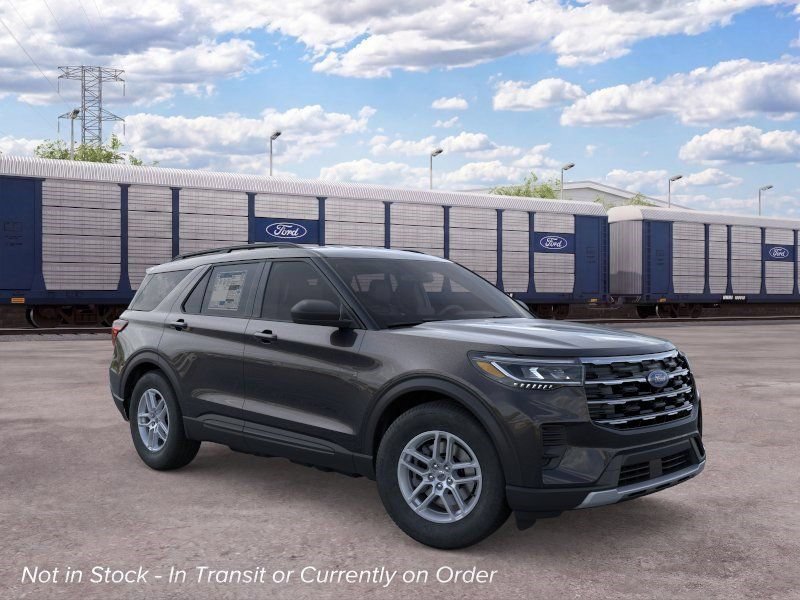 New 2026 Ford Explorer Active AWD/4WD image 7