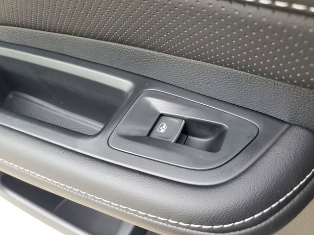 New 2026 Volkswagen Atlas SE image 14