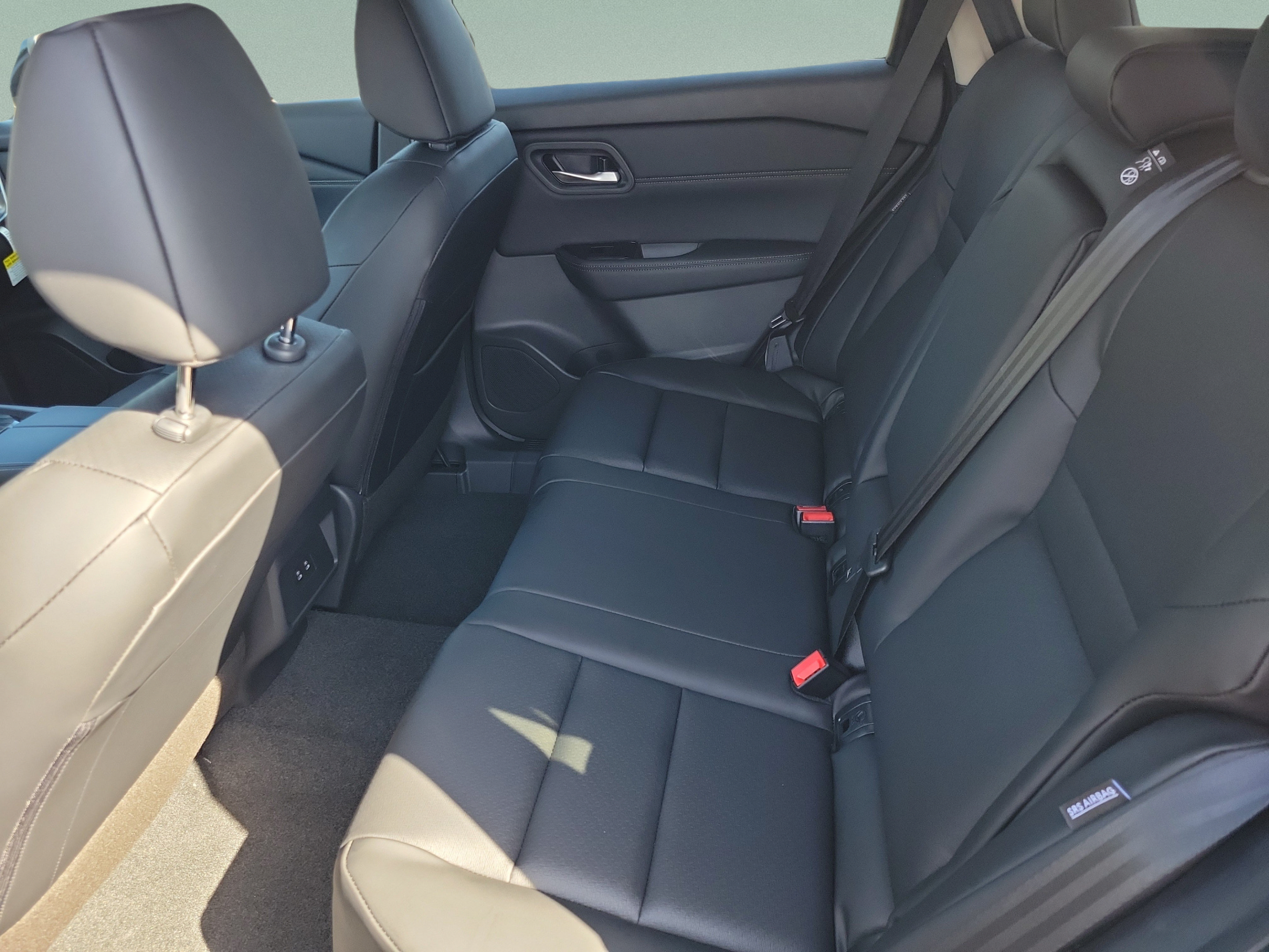 New 2026 Nissan Rogue Dark Armor FWD image 12