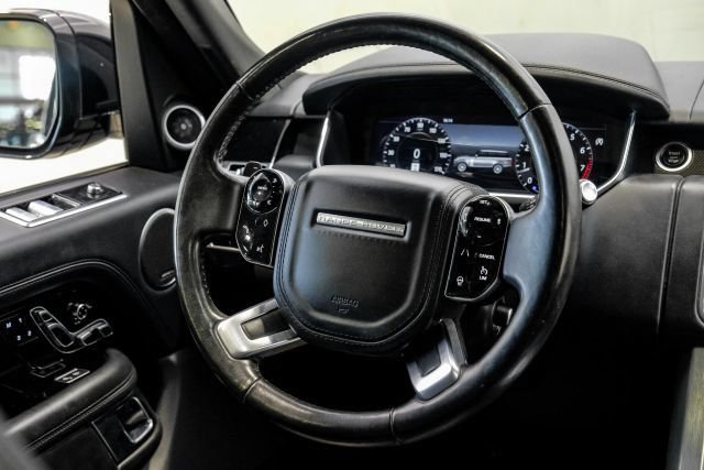 Used 2019 Land Rover Range Rover Supercharged AWD/4WD image 22