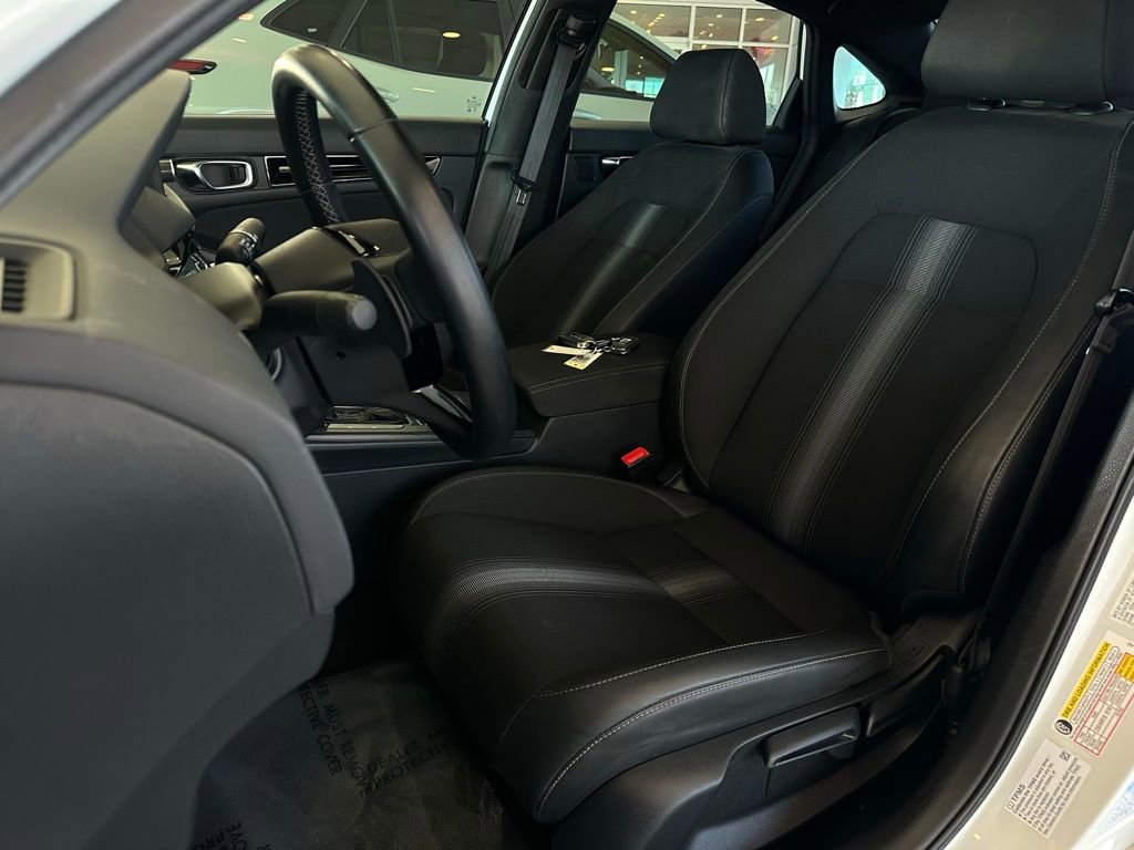 Used 2025 Honda Civic FWD Hybrid Sedan image 13