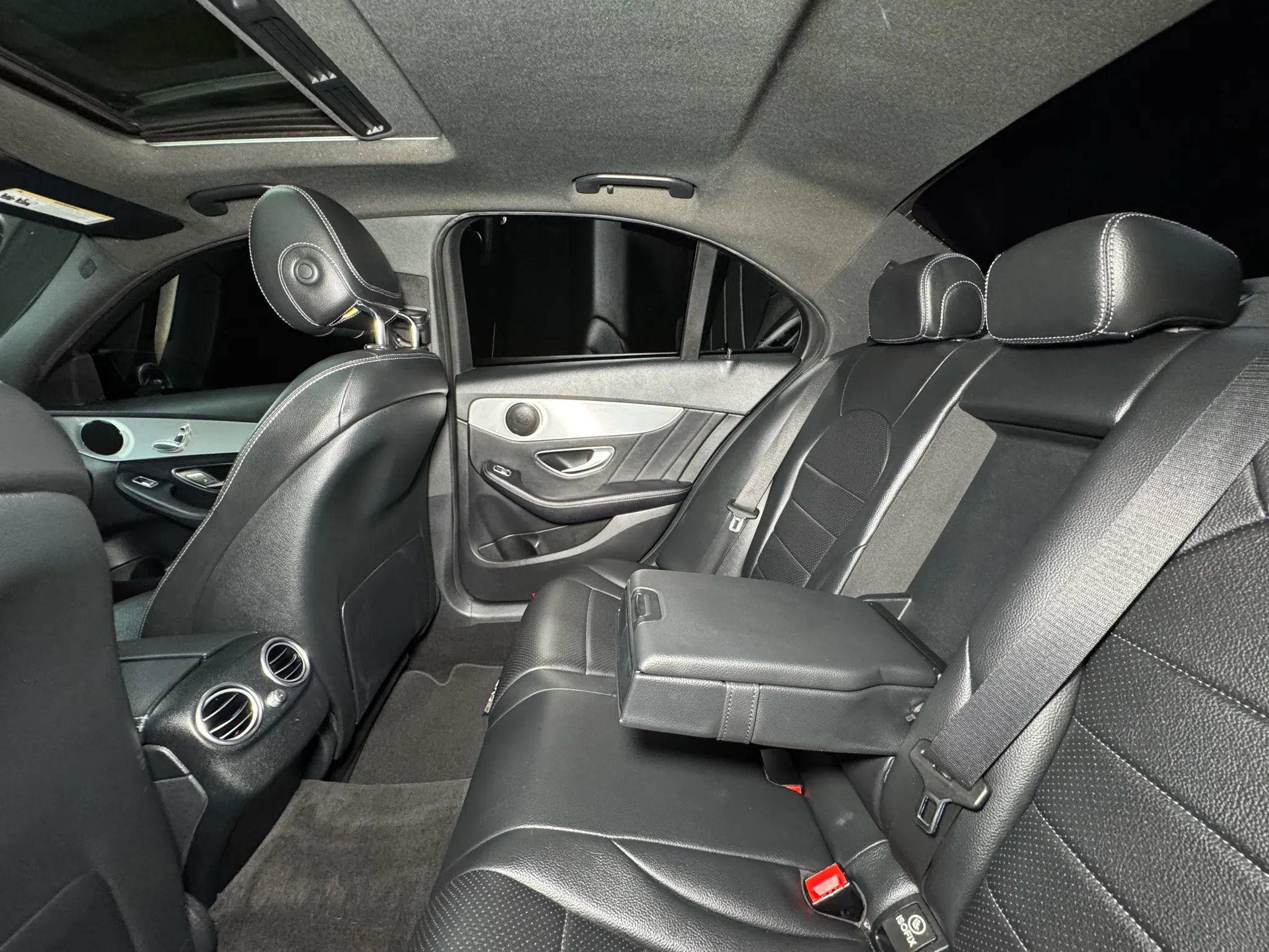 Used 2018 Mercedes-Benz C 300 Sedan image 19