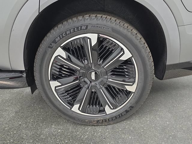 New 2026 Cadillac Escalade IQL Sport 2 w/ LPO, Floor Liner Package AWD/4WD image 27