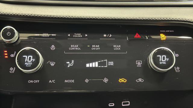 Used 2025 INFINITI QX60 Luxe AWD/4WD image 18