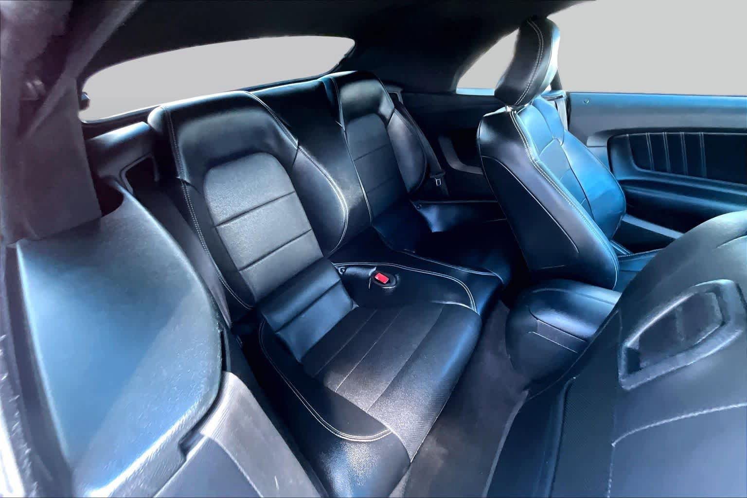 Used 2020 Ford Mustang GT Premium RWD image 20