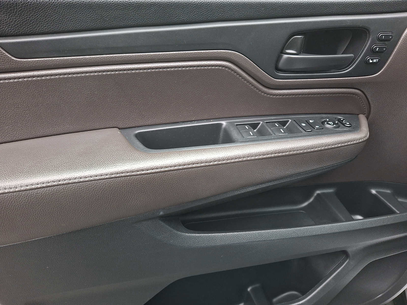 Used 2018 Honda Odyssey EX-L image 11