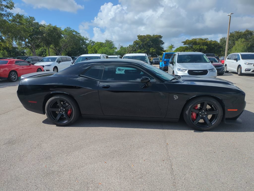 Used 2022 Dodge Challenger SRT Hellcat w/ Plus Package RWD image 5