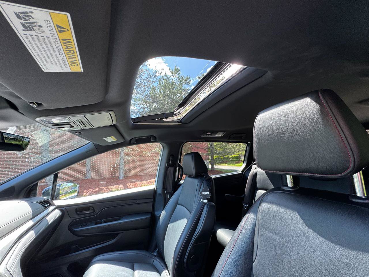 Used 2025 Honda Odyssey Sport-L image 8