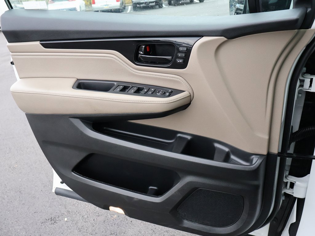 Certified 2023 Honda Odyssey Elite image 33