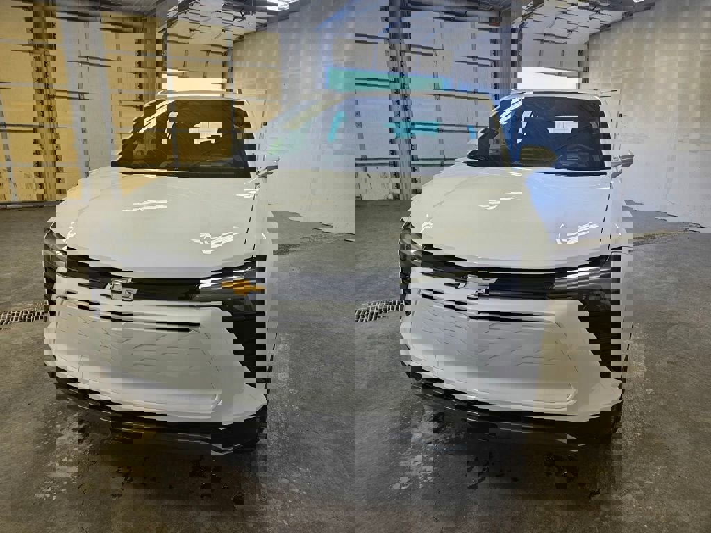 New 2025 Chevrolet Blazer EV LT image 3